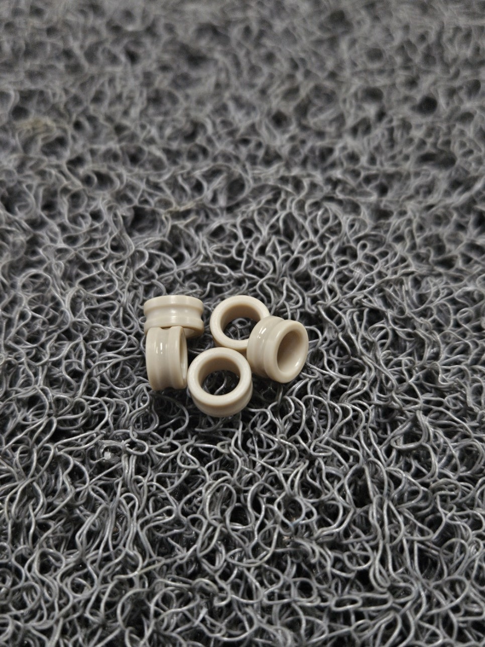 PEEK 볼베어링 내륜 — ±0.01mm 내경 정밀 가공